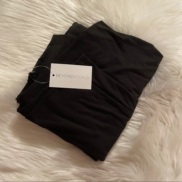 Beyond Yoga Infinity Scarf 🧣 - Picture 8 of 9